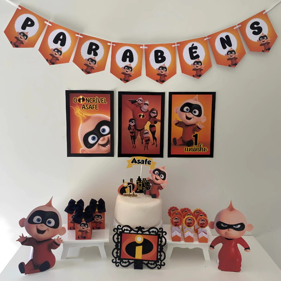 Kit Mesversário os Incríveis Personalizados - Só Um Bolinho