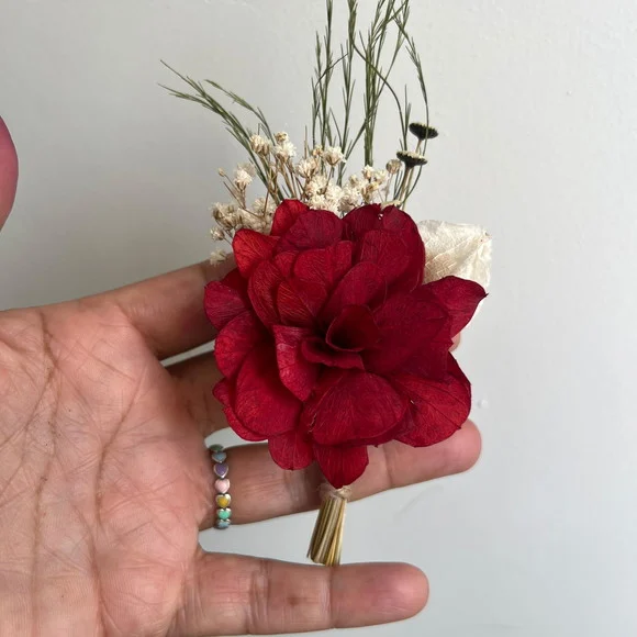 Lapela Noivo Flor Vermelho Bordô - foto 1