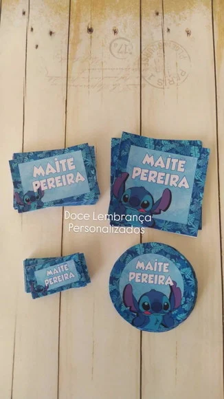 Etiqueta Escolar Personalizada com Chaveiro Stitch - foto 1