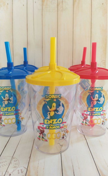 Copo Twister com Canudo Sonic