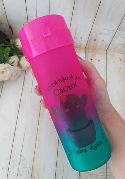Garrafa Acqua Bio degradê personalizada Cacto